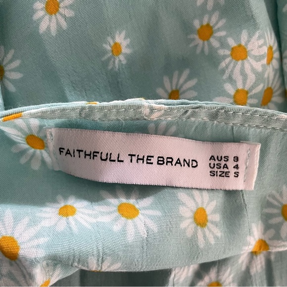 Faithfull The Brand Mira Blue Daisy Floral Wrap Mini Dress Tassels Size 4 Small - Picture 13 of 15